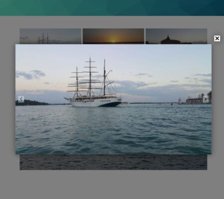Opens WP gallery in lightbox